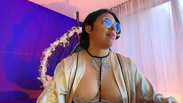 Živý XXX chat Emmapark_