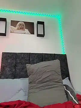 nolan_twink1's Live XXX Chat