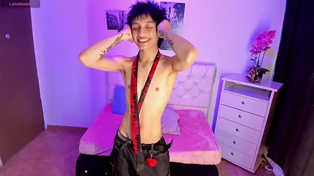 Juli_Roos_'s Live XXX Chat