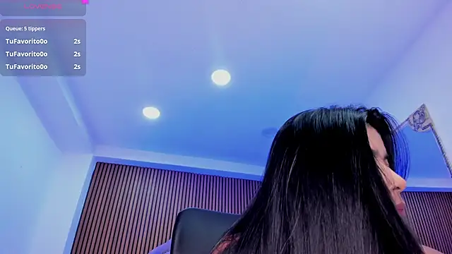 XXX chat uživo modela SelenaStonne