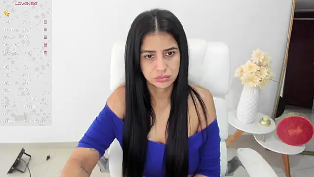 renata_t_: απευθείας συνομιλία ΧΧΧ