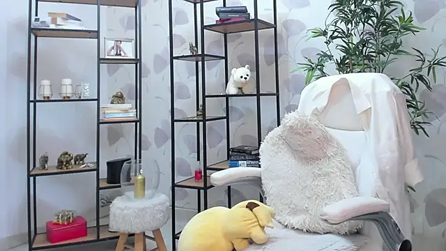 Smileyelyourgf Chat XXX live