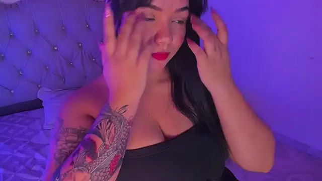 _camilaa élő XXX-chatje