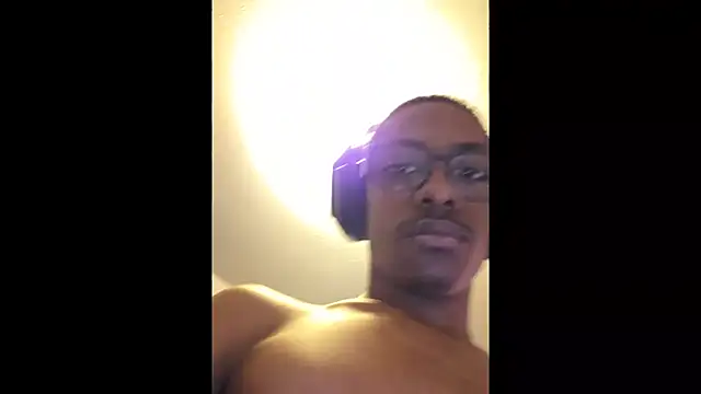 hormoneactivated's Live XXX Chat