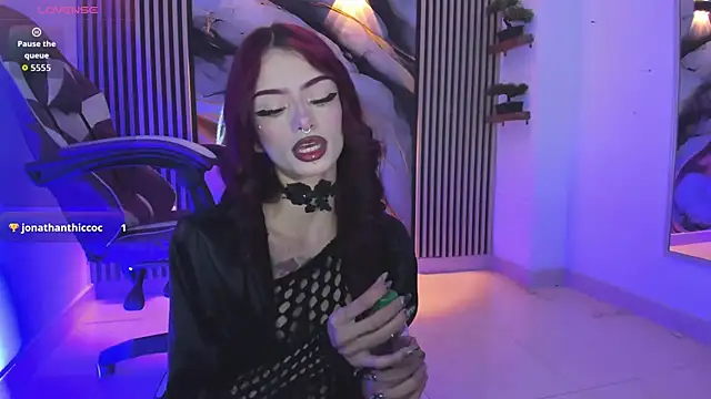 chloe_jacksonn: онлайн-секс-чат