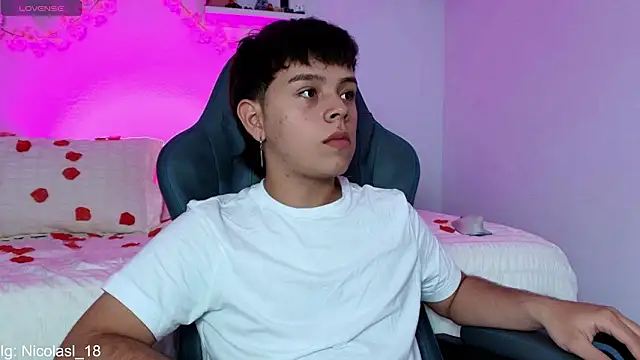 nico_leroyのライブXXXチャット