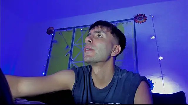 XXX chat uživo modela Lord_Apolo