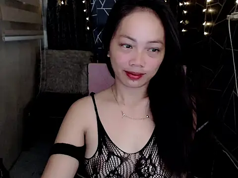 Elodie_Seraphina live XXX chat