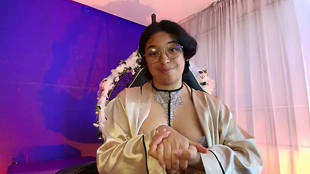 Chat XXX en directo de Emmapark_