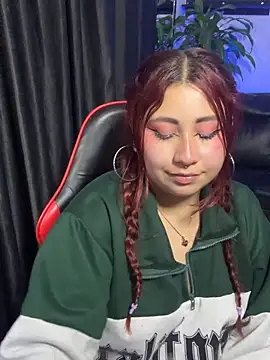 littlee_red: онлайн-секс-чат