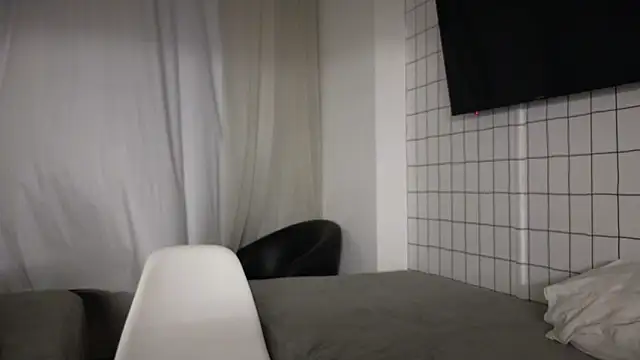 qualitybab's Live XXX Chat