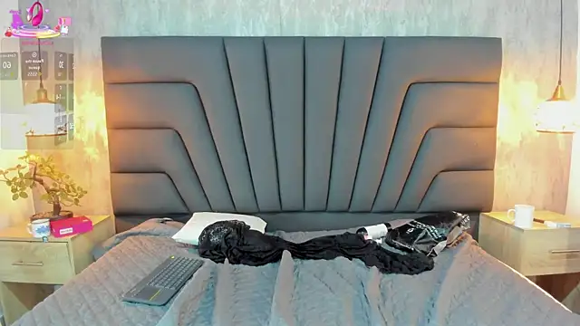 Maya_curvy Live XXX Chat