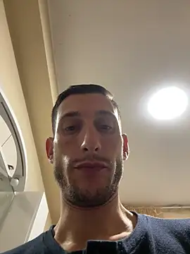 Chat XXX en directo de Gionnytav