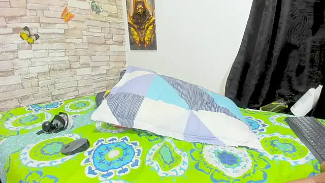 Chat +18 de kaiagerbes3 ao vivo