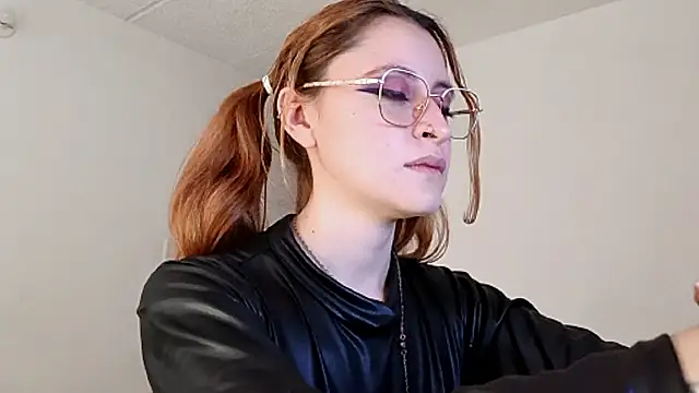 Juls_winter_ Chat XXX live