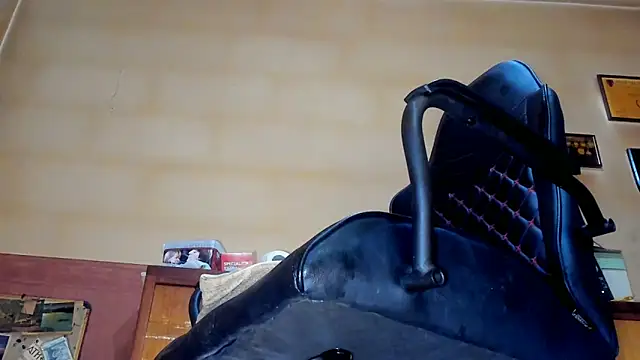 Chat XXX Live kinkyman47