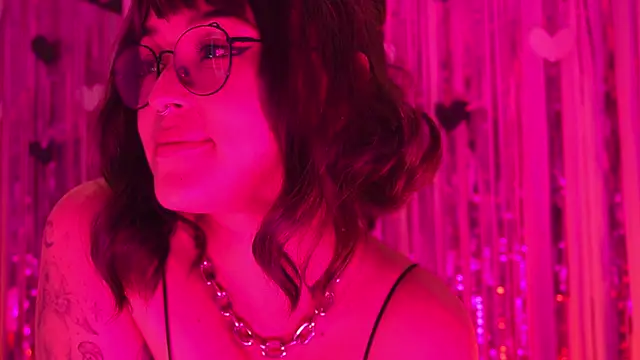 Chat XXX en directo de Gloomydoll