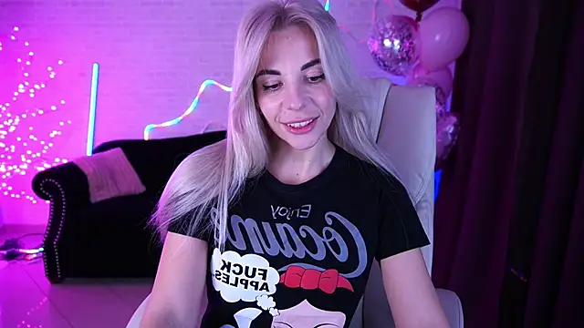 دردشة BellaRayyy الجنسية المباشرة