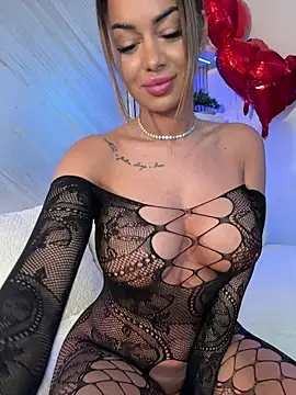 Онлайн чат XXX KirstieVegas