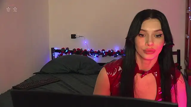 Chat XXX en directo de Olivia_Faye