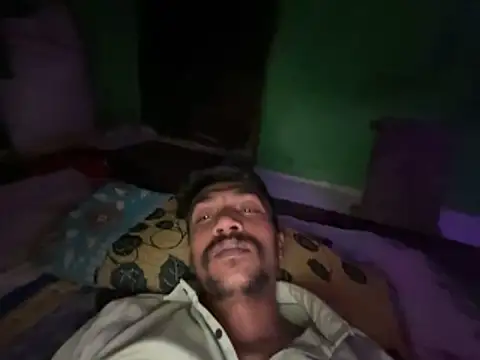 Chat +18 de PrabV0319 ao vivo