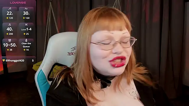 Chat XXX en directo de LottieReed