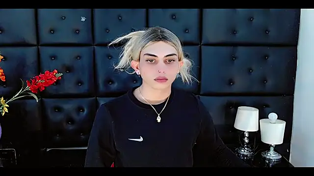 Daniela_Pink_のライブXXXチャット