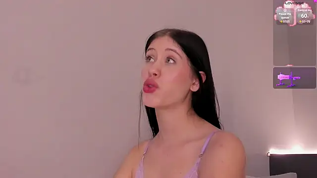 sara__jones_gh's Live XXX Chat