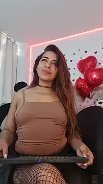 ameliefederline11 Adlı Modelin Canlı XXX Sohbeti