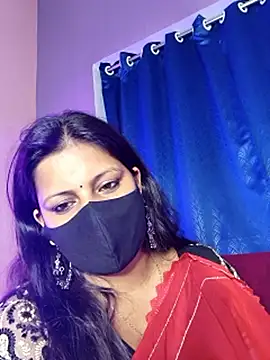 noty_girl2 – Kamerová šou