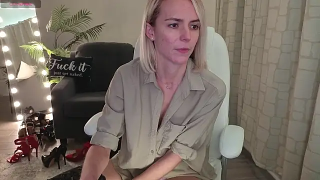 YourMarthaMayern Webbikameraesitys