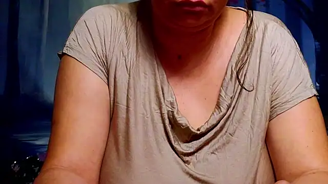 XXX chat uživo modela ElizabethEven