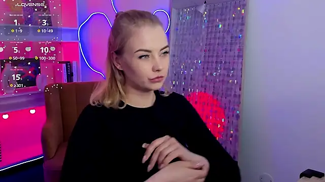 StephanieSweetyn Live XXX chat