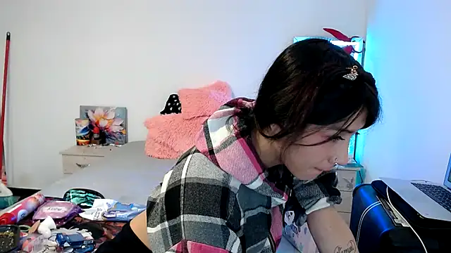 Chat XXX en directo de Doll_sary