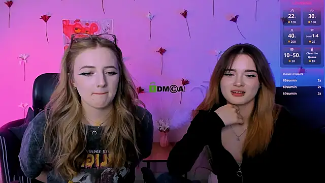 liana_kisses élő XXX-chatje