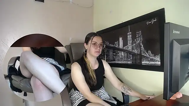 XXX chat uživo modela Alaiia___