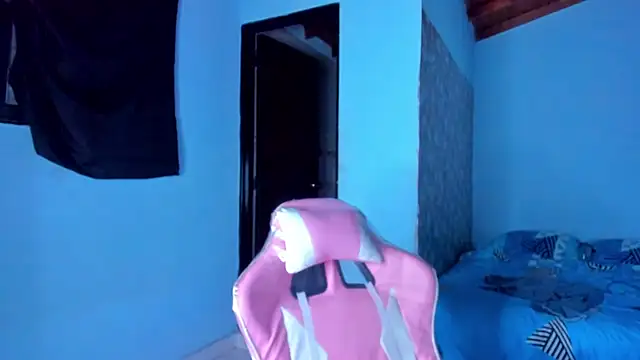 AngelaCoffee: онлайн-секс-чат