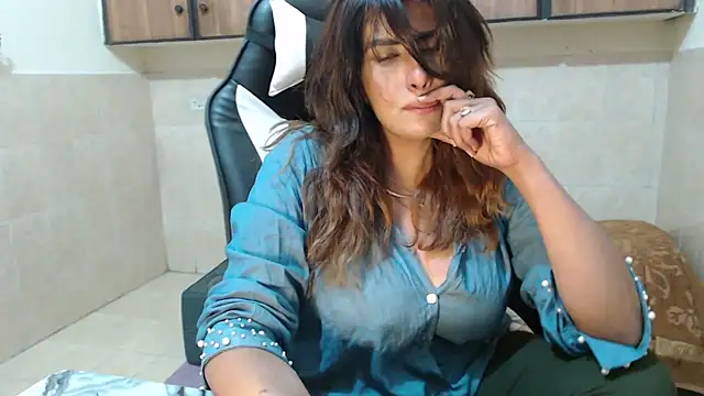 Isabella_Martin 即時 XXX 聊天