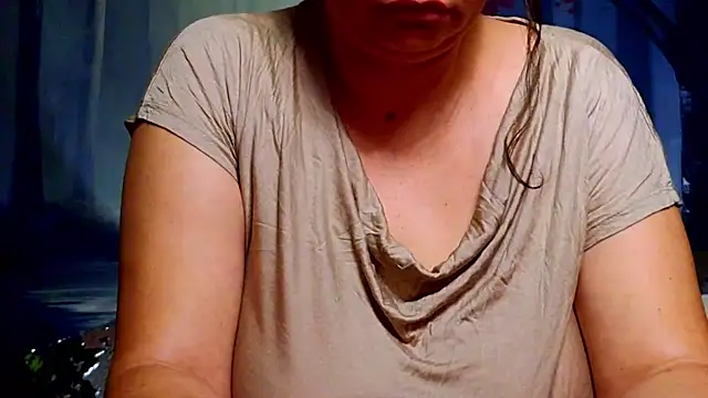 ElizabethEven Chat XXX live