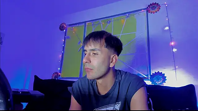 Lord_Apolo élő XXX-chatje