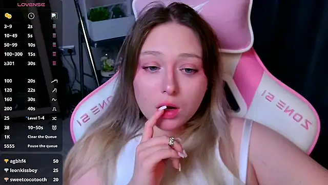 Chat XXX ao vivo de Emiliaaah