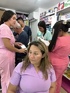 kandalove Adlı Modelin Canlı XXX Sohbeti