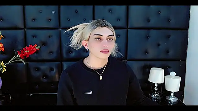 Daniela_Pink_ Chat XXX live