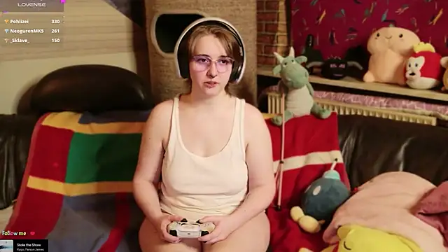 GamerGirl_Eve Obrolan Langsung XXX