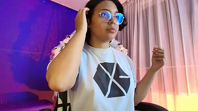 Emmapark_のライブXXXチャット