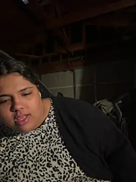 1n0nlythroatのライブXXXチャット