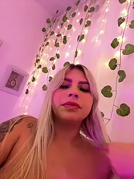 naomi_sanzn Live XXX chat