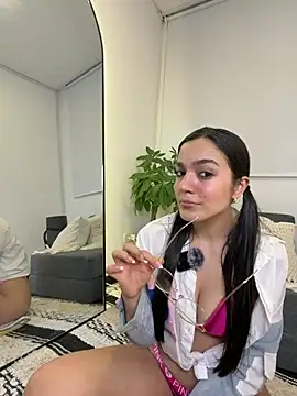 EVA_WILD1n Live XXX chat