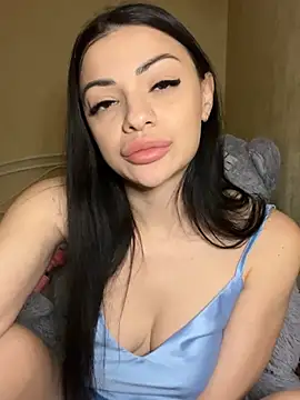 Layana_Ro Live XXX Chat