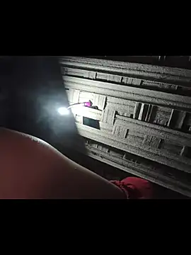 IMBADBOY4U – Naživo XXX chat